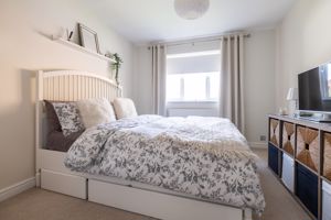 Bedroom- click for photo gallery